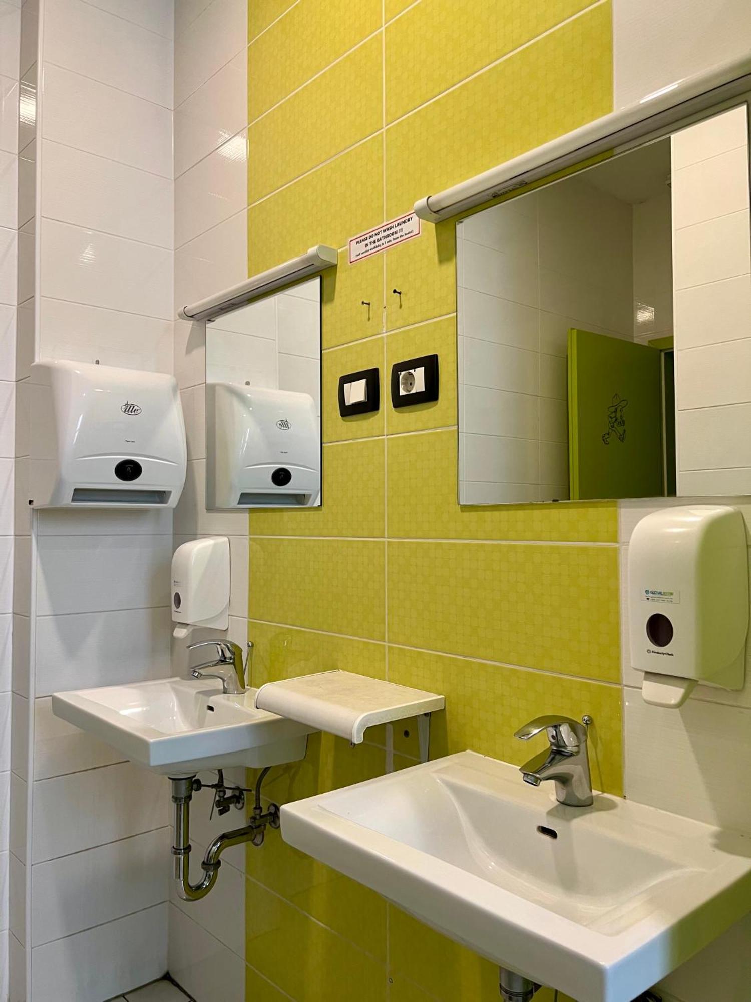 Himalayan Hostel Zágráb Kültér fotó