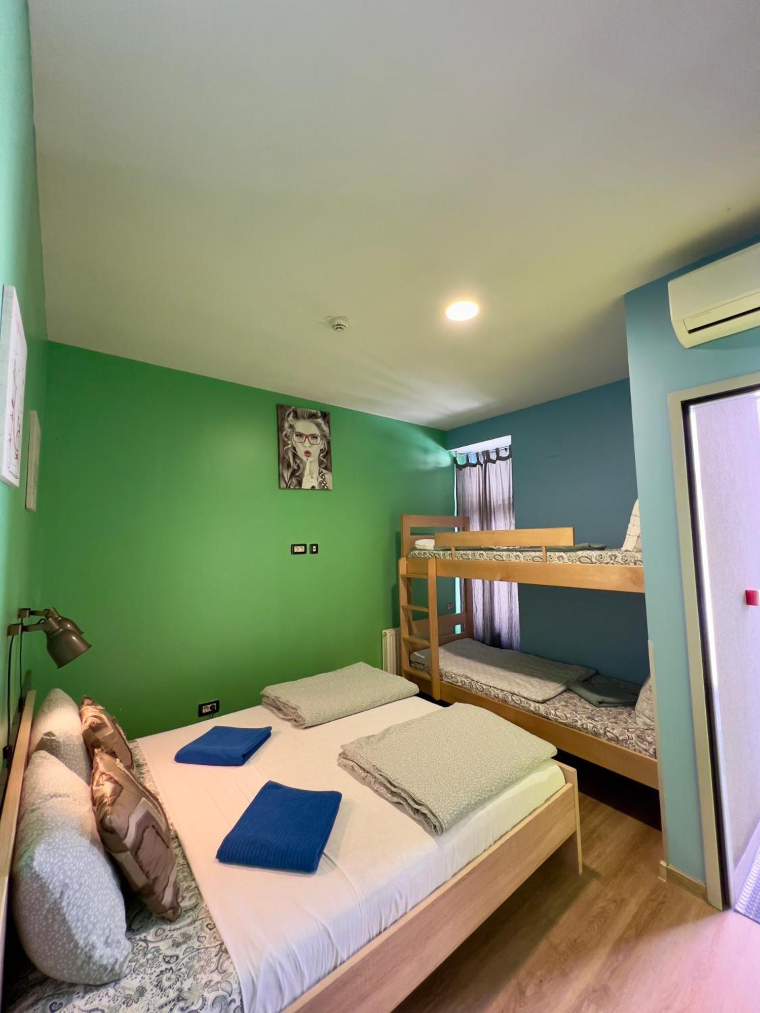 Himalayan Hostel Zágráb Kültér fotó